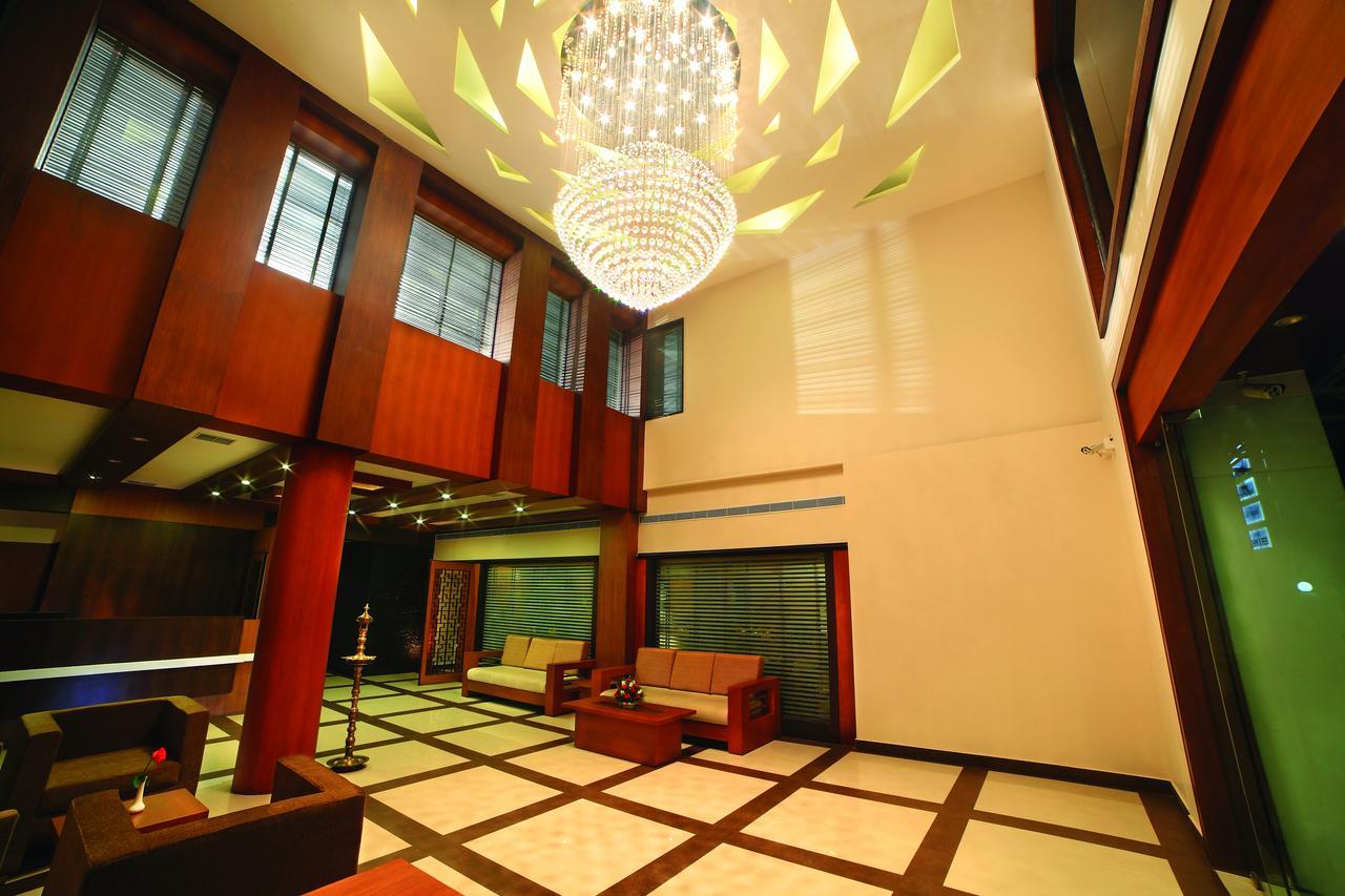 Hotel Zodiac Regency Coulão Exterior foto